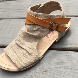 Blowfish Girls sandals